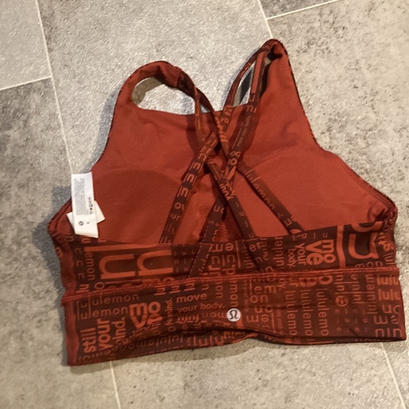 Lululemon athletica - Picture 5 of 12